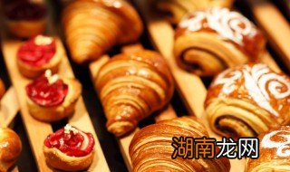 烤箱怎么烤面包 需要准备哪些食材