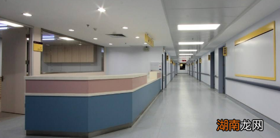 大便时带血是怎么回事