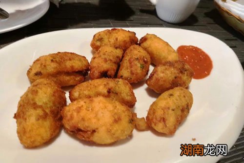 拉萨特色小吃有哪些 拉萨有什么小吃