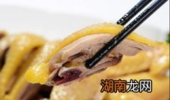 腐皮嫩鸡锅 怎么做腐皮鸡爪