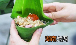 包粽子步骤 包粽子步骤简笔画