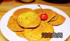 空气炸锅如何做芝麻薄脆饼 空气炸锅怎么做芝麻薄脆饼