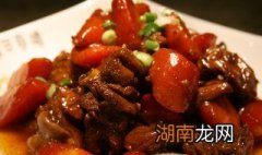 胡萝卜酱烧鸭如何做 胡萝卜酱烧鸭如何做视频