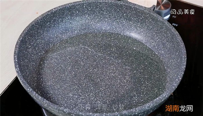 洋葱南瓜烧秋葵的做法 洋葱南瓜烧秋葵怎么做