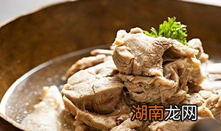 羊腿肉怎么炖好吃 炖羊腿肉的做法
