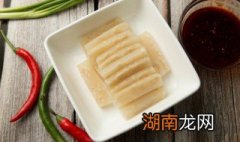 在家做猪皮冻的做法 家庭做猪皮冻的做法