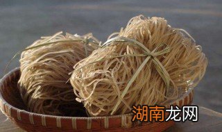 家庭自制手工红薯粉条 自制红薯粉条的做法