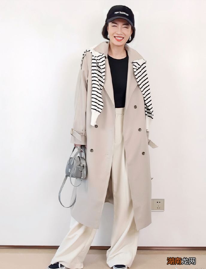 秋季“风衣”的8组时髦穿搭，这样穿太美了！