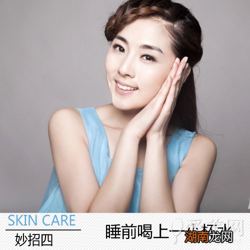 让干纹无处遁形润肤7守则解决秋"饥渴"
