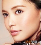 紧急护手方案速变白嫩女神手