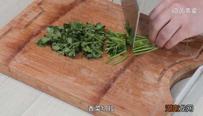 茄子与鸡腿菇的做法 茄子与鸡腿菇怎么做