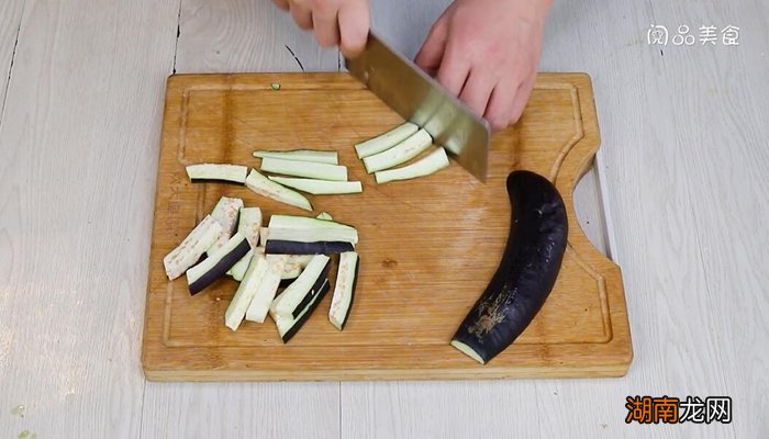 茄子与鸡腿菇的做法 茄子与鸡腿菇怎么做