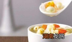 莲子炖什么好吃 莲子汤怎么炖好喝