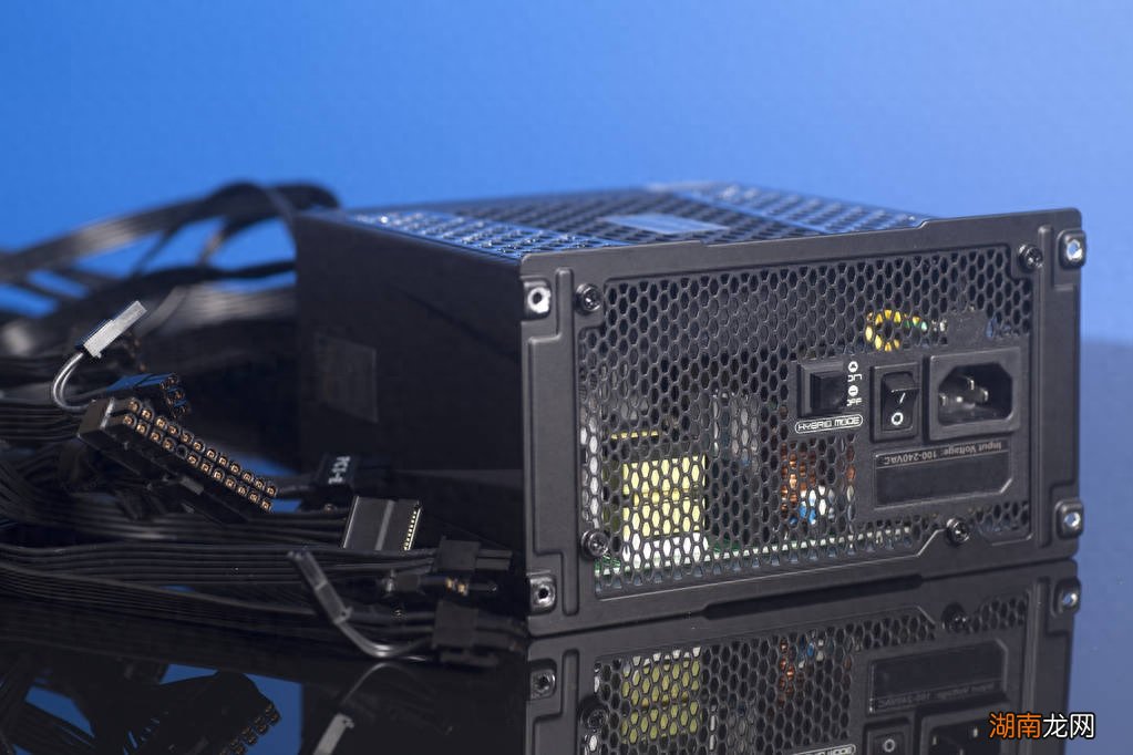 这几招轻松解决 台式电脑屏幕不亮主机还在运行怎么办