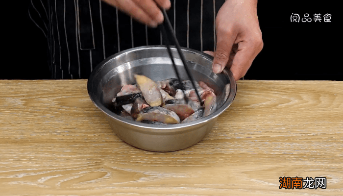 水煮泡椒鲶鱼 水煮泡椒鲶鱼的做法