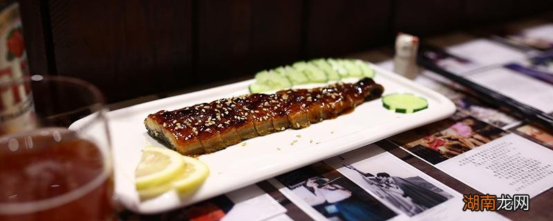 鳗鱼能和牛肉一起吃吗 鳗鱼和牛肉一起吃有什么好处