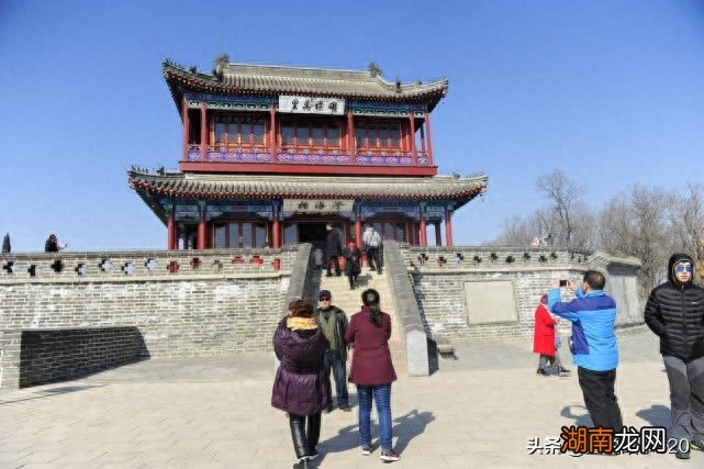 山海关是城区还是景区 山海关是哪个省属于哪个市