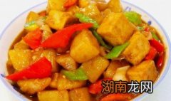 鲍汁蚝油香锅豆腐土豆 鲍汁豆腐煲的做法大全