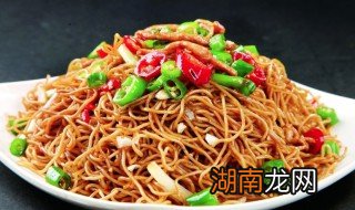 夏季快餐焖面 夏季快餐焖面做法