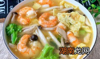 减肥虾汤怎么做 减脂虾仁豆腐汤的做法
