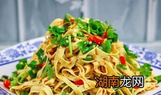 香辣孜然豆腐皮的做法 香辣孜然豆腐皮