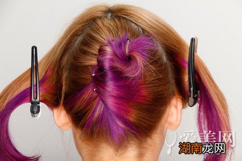 可爱少女风扎发猫耳造型俏皮吸睛