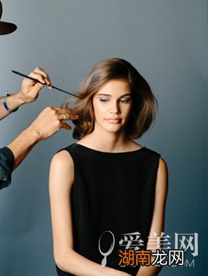 长发变短发的扎法波波头气质十足