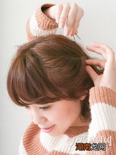 帽子发型扎法图解保暖甜美两不误