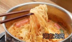 牛奶辛拉面做法图解 网红牛奶辛拉面的做法