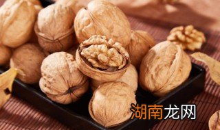 核桃的吃法 推荐五种常见吃法 核桃的吃法这样吃强身又健脑