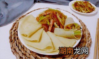 烫面单饼的做法 烫面单饼怎么做
