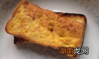 煎面包片做法图解 煎面包片怎么做