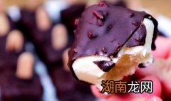酸奶巧克力雪糕怎么做 酸奶巧克力雪糕怎么做的简单做法