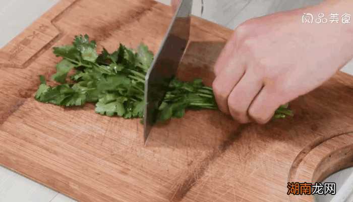 培根香菜卷的做法，培根香菜卷怎么做