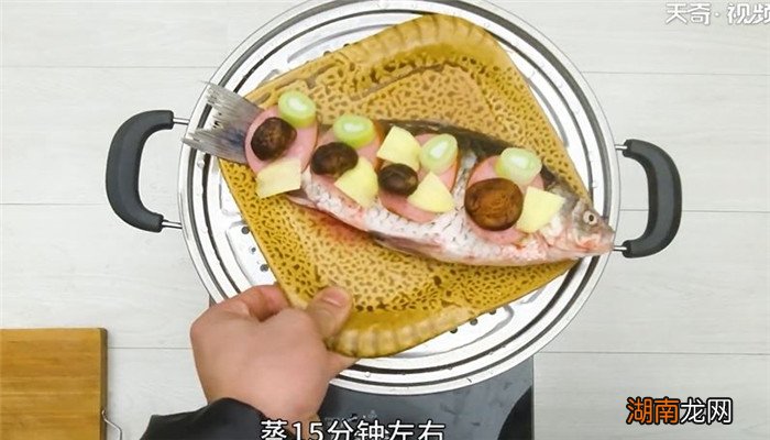 金腿鲫鱼怎么做 金腿鲫鱼的做法