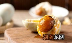 中国哪里的咸鸭蛋好吃啊 中国哪里咸鸭蛋最出名