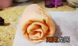 芒果毛巾卷怎么做 毛巾卷怎么做