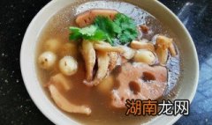 墨鱼莲藕汤怎么做 墨鱼莲藕汤做法简单介绍