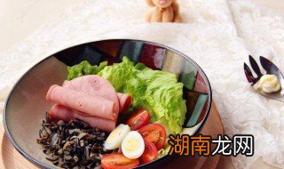 火腿沙拉包的做法 原来是这样做的