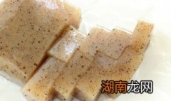 草灰魔芋豆腐的做法 灰灰菜煮魔芋豆腐的极简做法