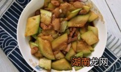 角瓜炒肉的做法 角瓜炒肉的做法大全
