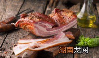 大蒜炒腊肉的做法文字 大蒜炒腊肉的做法