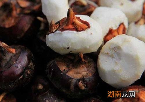 马蹄煮多长时间能吃 马蹄煮水要去皮吗