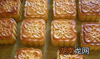 月饼的简单做法和配方视频 月饼的简单做法和配方