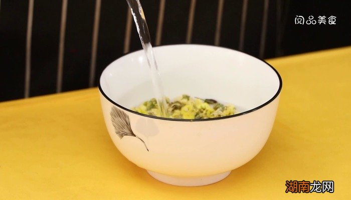 野菊花烧草鱼的做法 野菊花烧草鱼怎么做好吃