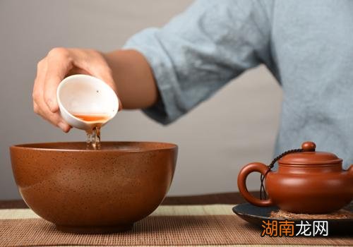 泡茶第一遍要倒掉吗视频 泡茶第一遍要倒掉吗