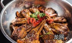 干锅鸭头家常做法 干锅辣鸭头的做法 最正宗的做法