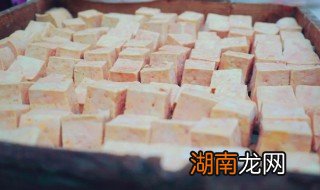 红白豆腐怎么做更好吃窍门 红白豆腐怎么做