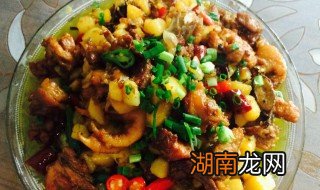 张亮豆瓣鸡的做法