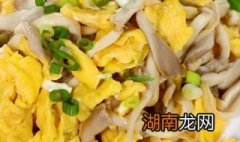 白蘑菇的烹饪方法 炒白蘑菇的步骤
